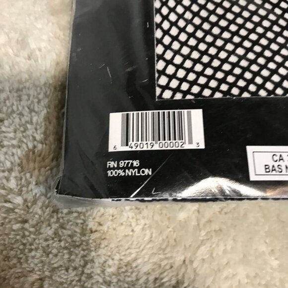 Stretchy Fishnet Pantyhose One Size Fits 5'5"-5'10" 90-165 Lbs Nylon - Picture 3 of 5
